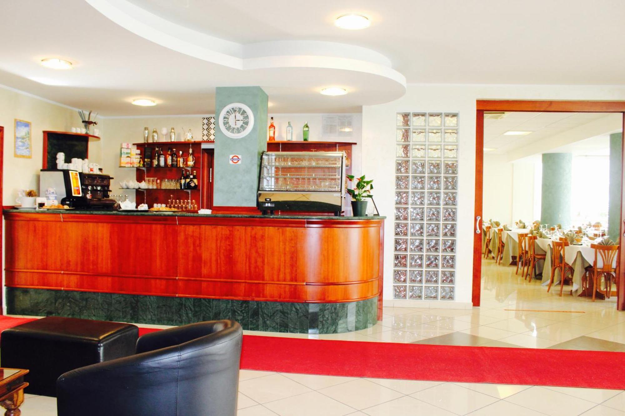 Blue Loft Hotel Cesenatico Esterno foto