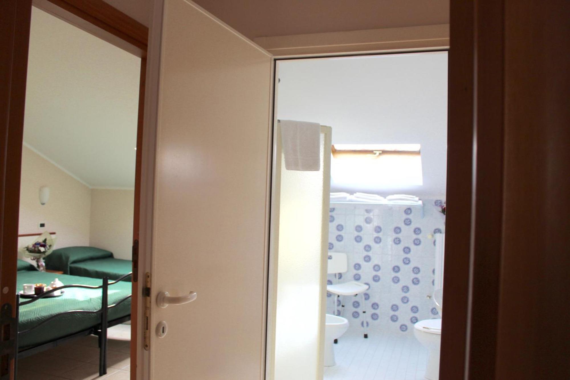 Blue Loft Hotel Cesenatico Esterno foto