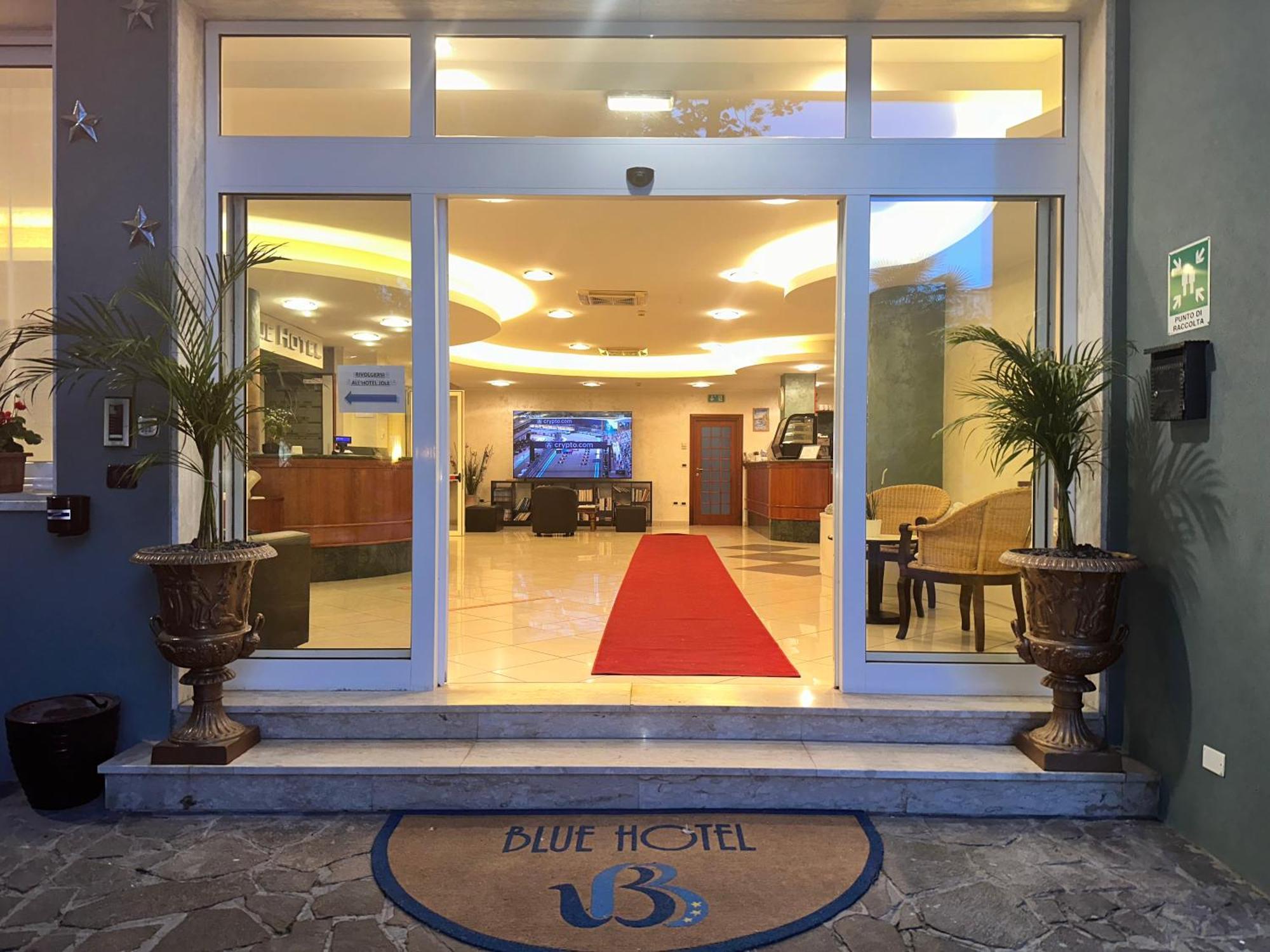 Blue Loft Hotel Cesenatico Esterno foto
